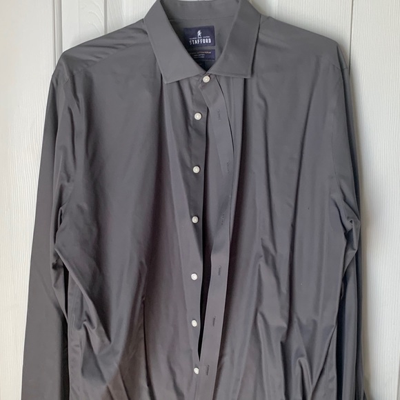 Stafford Other - Stafford Button Up Dress Shirt